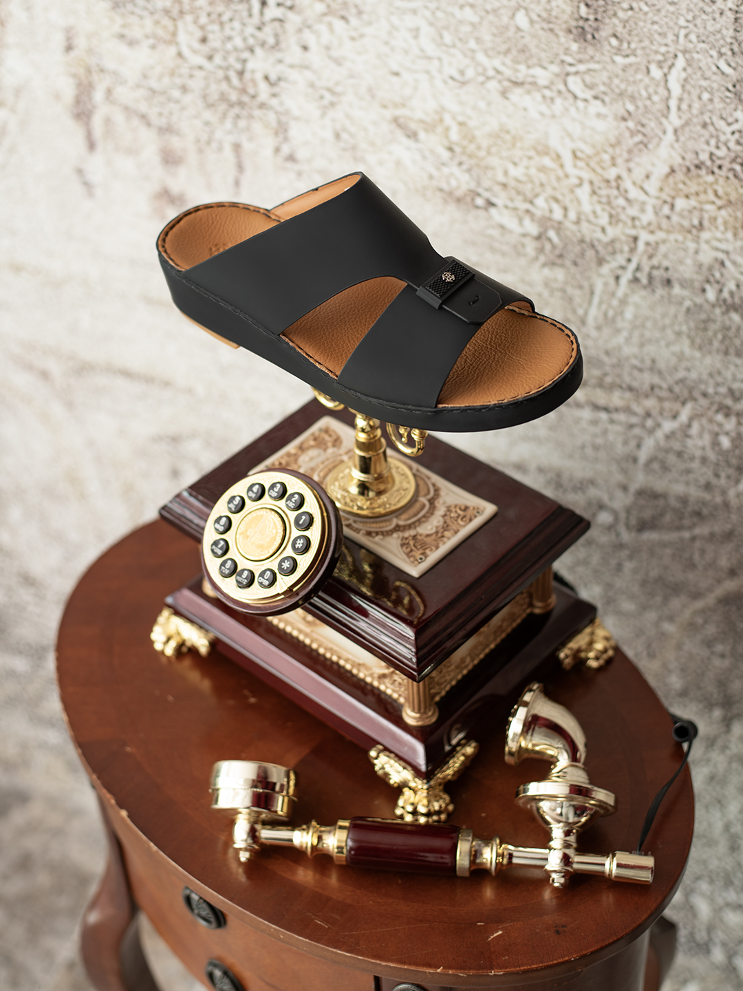 Premium Nappa Leather with Rubber Finish